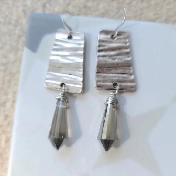 Dangle Crystal Earrings Silver Hammered Boho - Picture 7 of 9